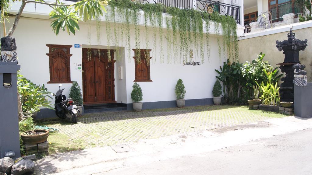 Sugiras Living Hotel Denpasar  Exterior photo