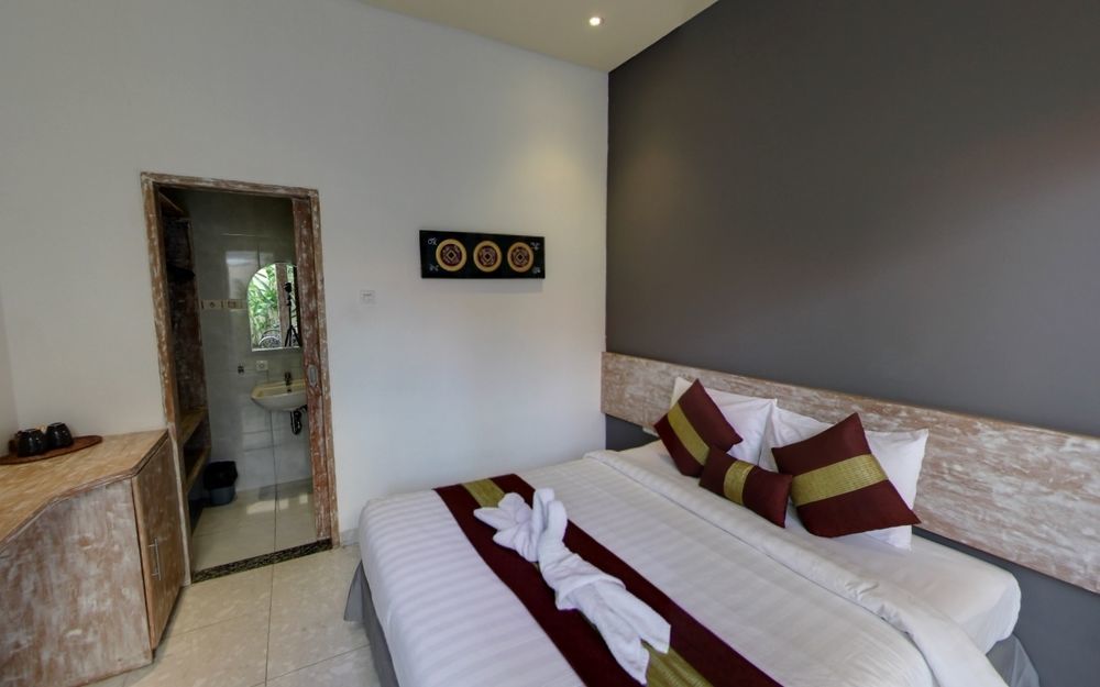 Sugiras Living Hotel Denpasar  Exterior photo
