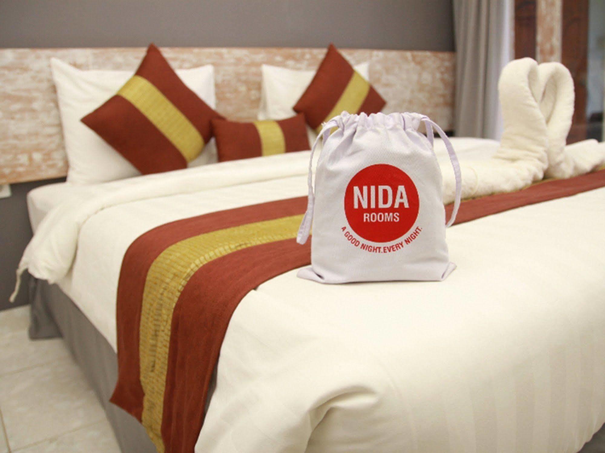 Sugiras Living Hotel Denpasar  Exterior photo