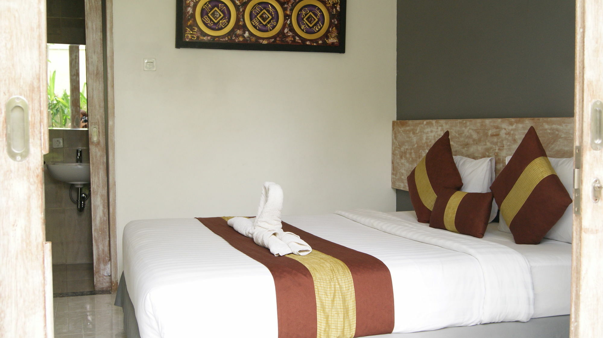 Sugiras Living Hotel Denpasar  Exterior photo