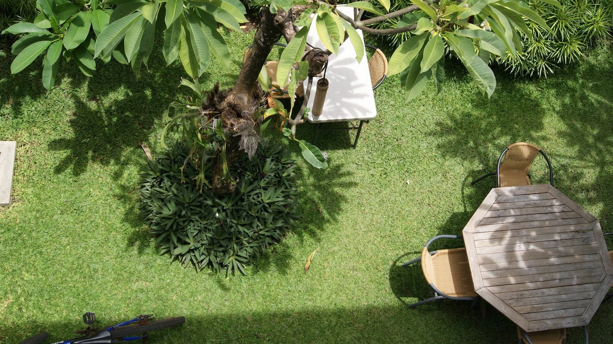 Sugiras Living Hotel Denpasar  Exterior photo